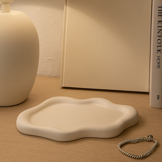 Tiny Cloud Display Dish